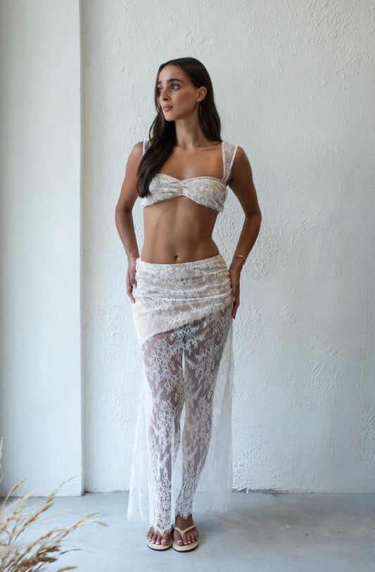 beige lace skirt